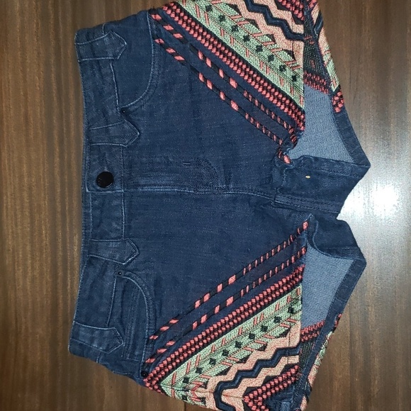 BDG, URBAN OUTFITTERS, WOMEN's DENIM CHEEKY SHORT SHORTS - Picture 1 of 6